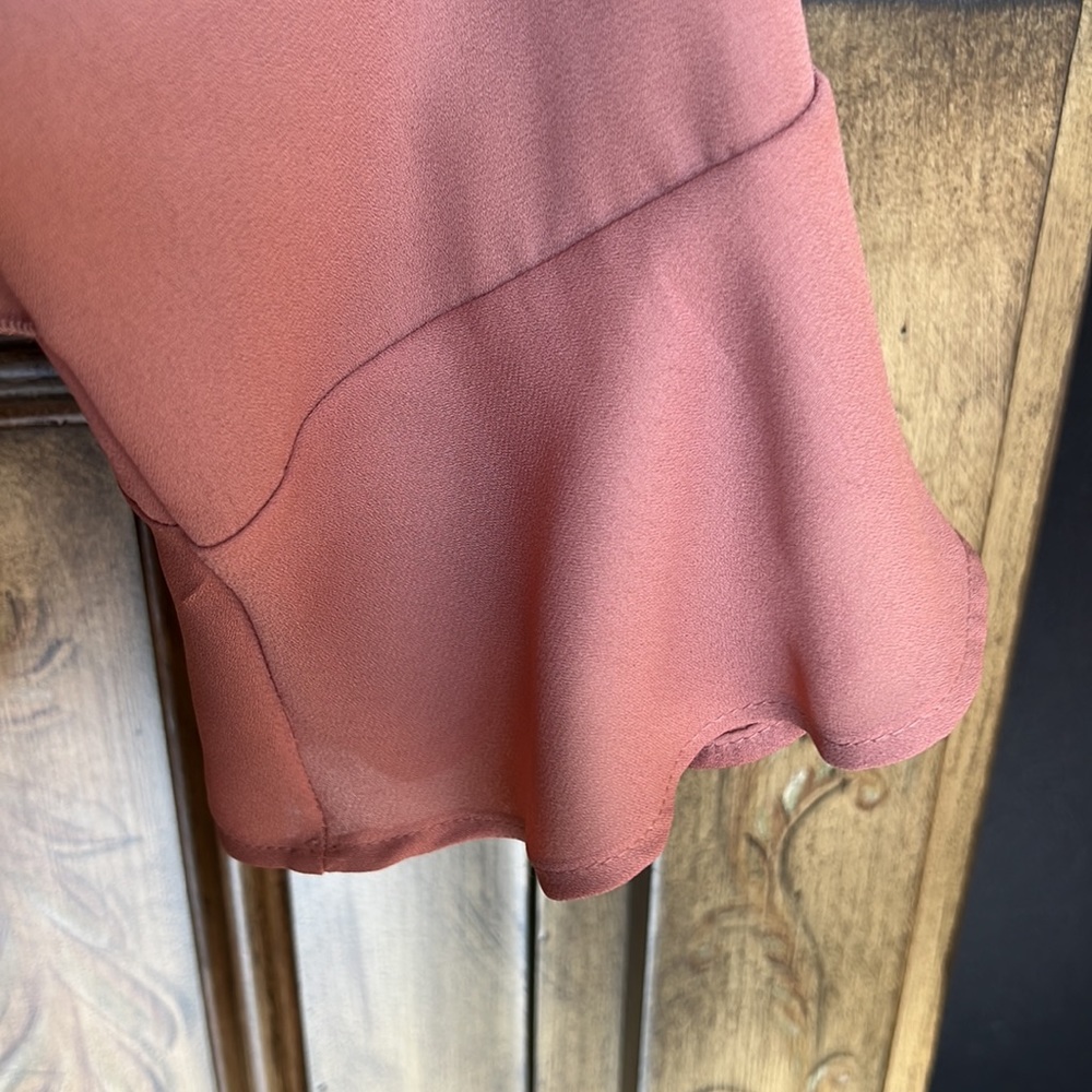 Zara Ruffled Flowy Blouse - Picture 7 of 11